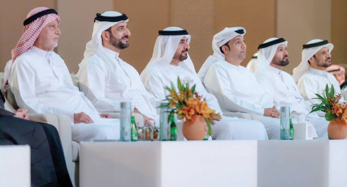 عبدالله بن سالم وسلطان بن أحمد يشهدان جلسة «الثقافة والتراث في الأدب العربي»