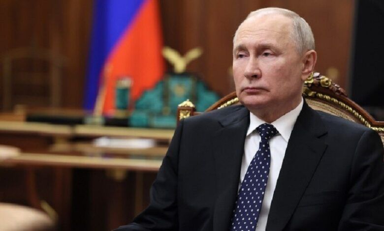 بوتين يدعو القوات الأوكرانية المحاصرة في كورسك إلى الاستسلام ويعد بـ”معاملة كريمة”