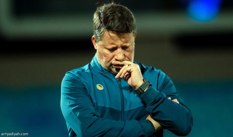 الأخدود يسترد عسيري وجودوين ويثبت 9 أمام الأهلي