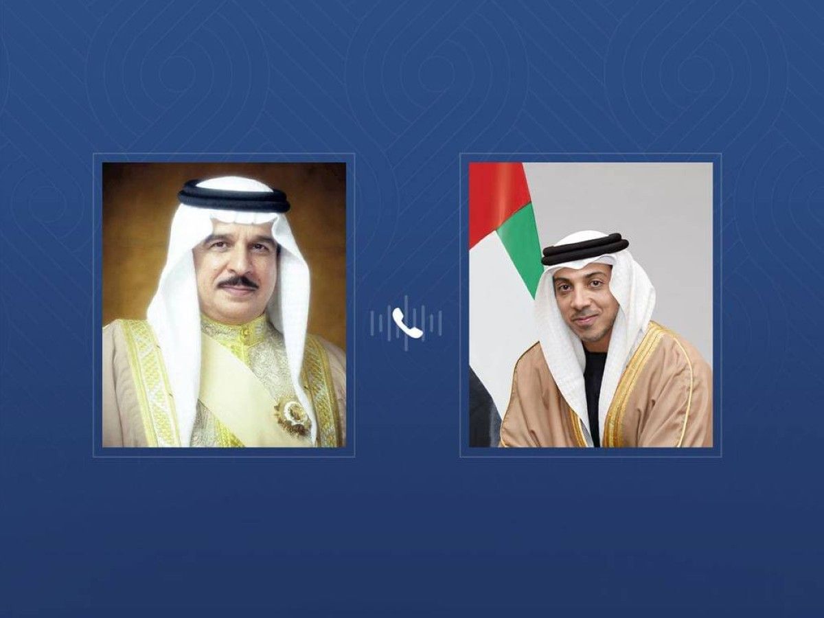 خلال اتصال هاتفي.. منصور بن زايد يهنئ ملك البحرين بنجاح إطلاق القمر الصناعي “المنذر”