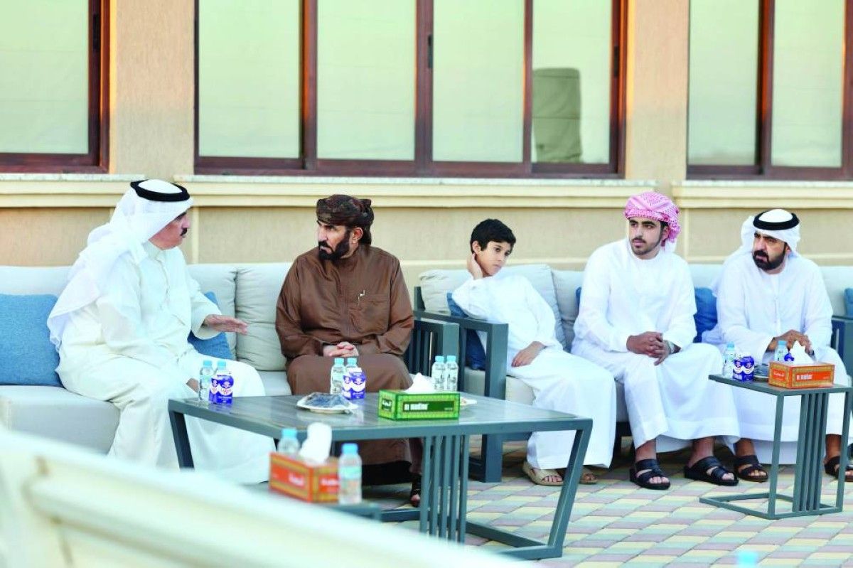 طالب بن صقر يستقبل سفير البحرين لدى الدولة