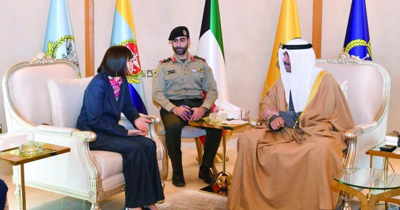 العلي بحث تعزيز التعاون الدفاعي مع سفيري الولايات المتحدة وبريطانيا