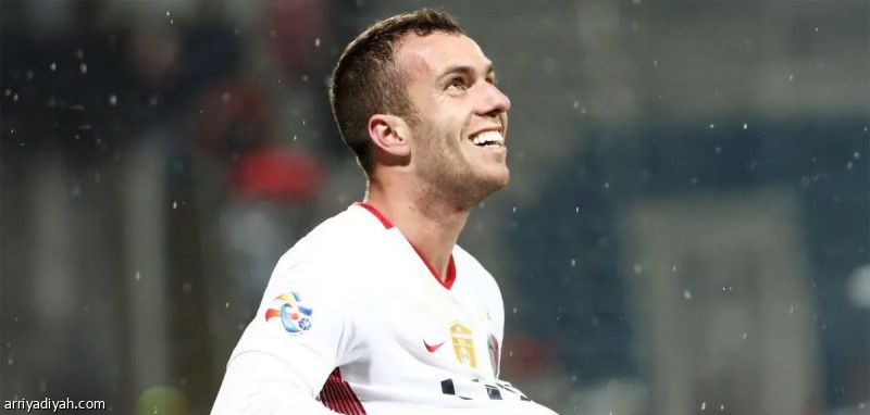 الصين تجنس سيرجينيو قبل الأخضر بـ3 أيام