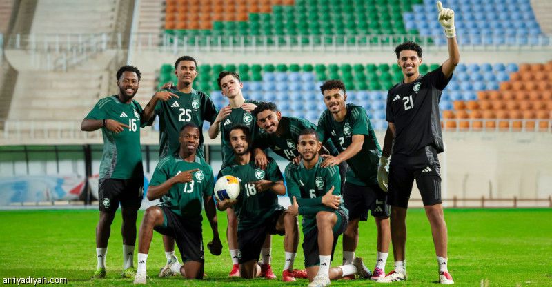 أخضر 23 يدشن تحضيراته في عمان