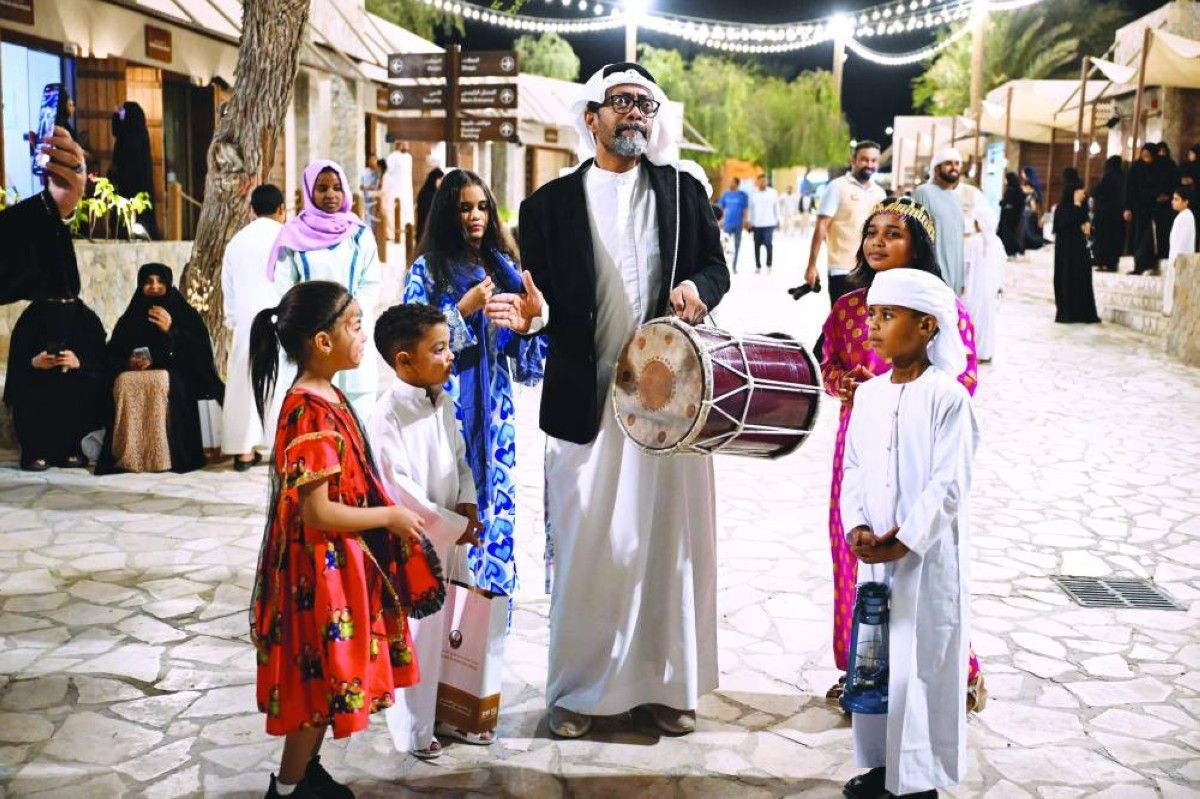 «الهوية وشؤون الأجانب» تحتفي بيوم الطفل الإماراتي