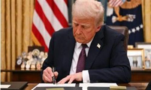 البيت الأبيض: ترامب سيوقع خلال ساعات أمرا تنفيذيا لإغلاق وزارة التعليم