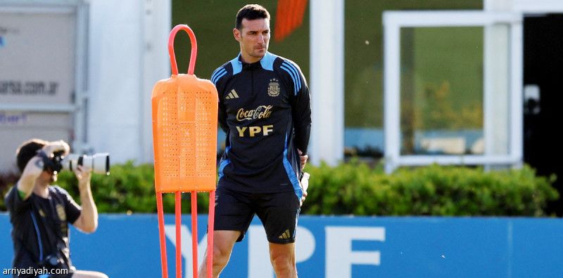 غياب ميسي ولاوتارو يفتح الباب أمام الواعدين