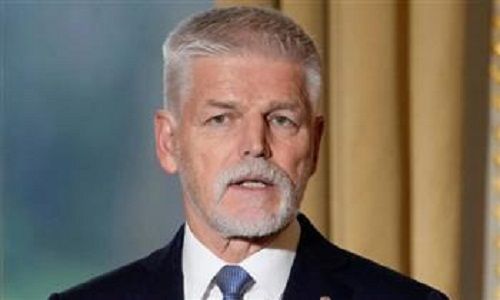 رئيس التشيك يصل كييف للاجتماع بنظيره الأوكراني