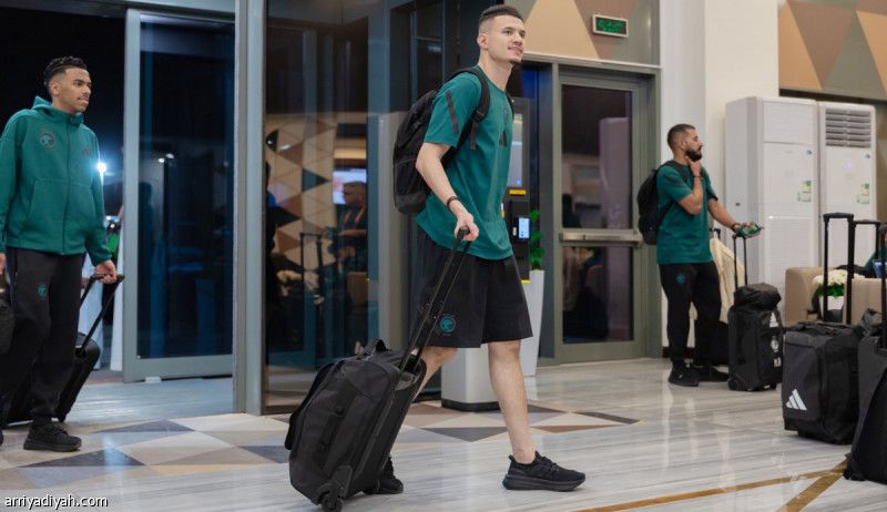 الأخضر يصل طوكيو.. ويكتفي بـ«جراند مارك»