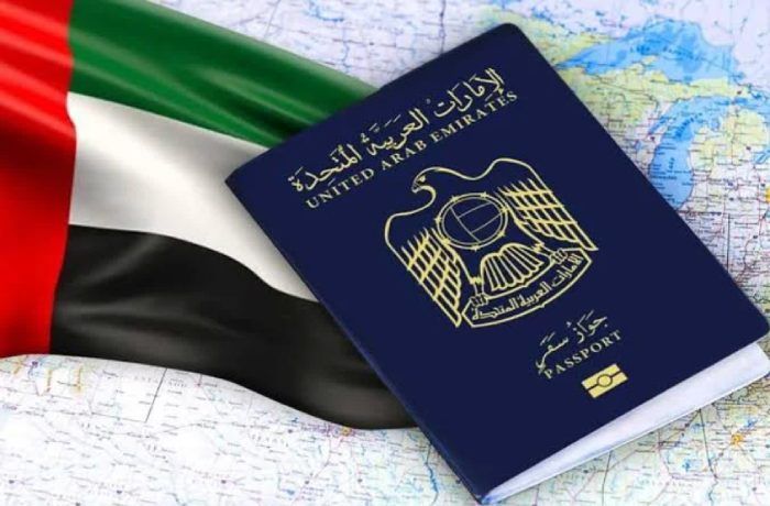 فترة السماح بعد انتهاء الإقامة في الإمارات