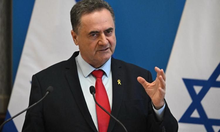 وزير الدفاع الإسرائيلي يصدر تعليماته بالرد على الصواريخ القادمة من لبنان