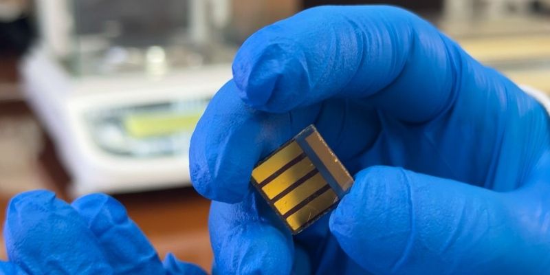 شركة طلابية تقوم بتصنيع الخلايا الشمسية بتقنية جديدة