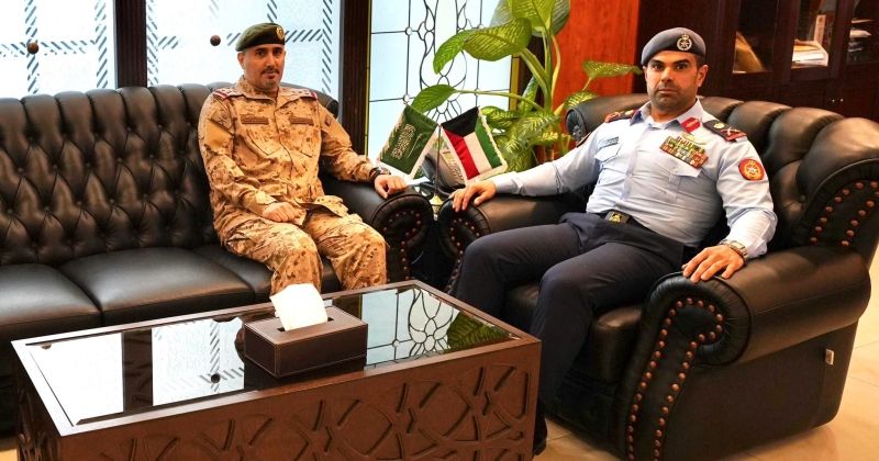 نائب رئيس الأركان يبحث موضوعات مشتركة مع الملحق العسكري السعودي