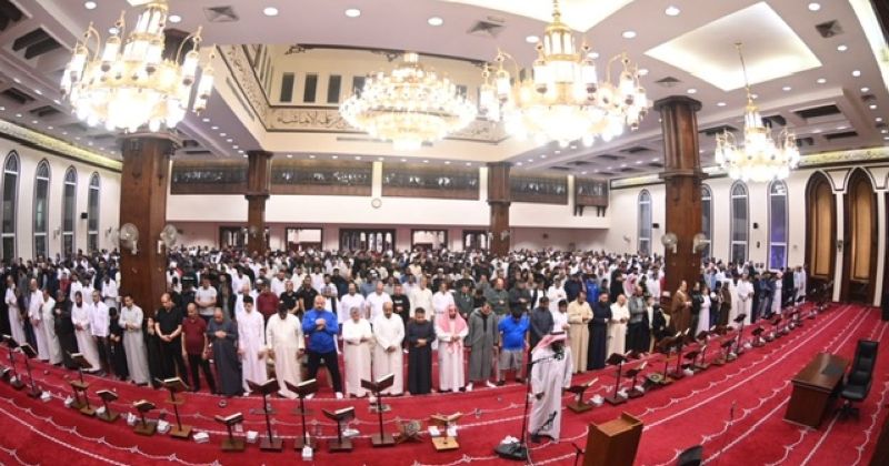 الليلة الرابعة والعشرين جد فيها المجدون تحريا لليلة القدر