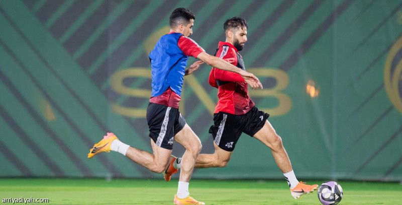 خلال التوقف.. الوحدة يعالج أخطاء الدفاع