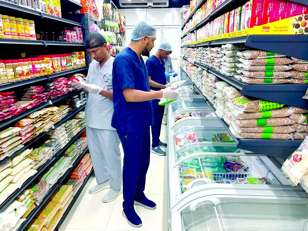 استعدادات مكثفة لـ «النظافة العامة» والبلديات.. مصدر مسؤول لـ «العرب»: حملات مكثفة على المحال.. والمقاصب تتأهب لعيد الفطر