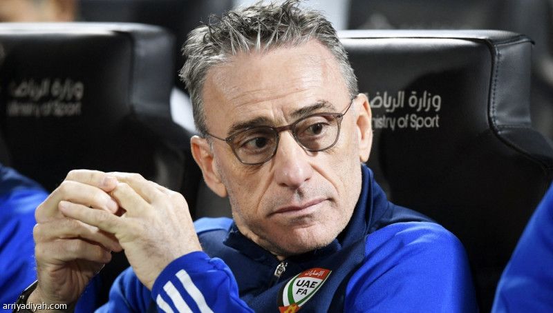 بعد 21 شهرا.. إقالة بينتو من تدريب الإمارات