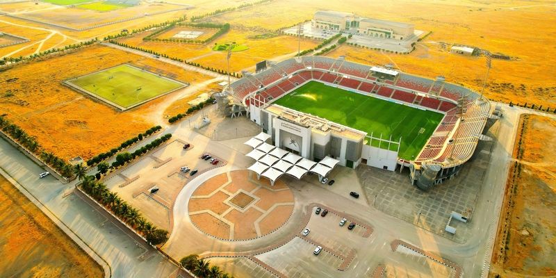 جهودٌ متواصلة لتمكين المرافق الرياضيّة بمحافظة ظفار