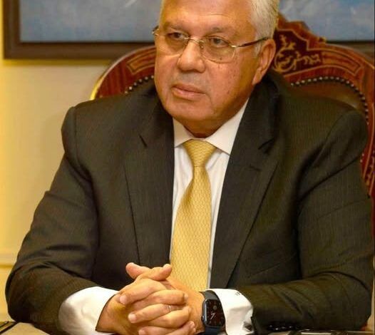 وزير التعليم العالي يوجه برفع درجة الاستعداد بالمستشفيات الجامعية خلال عيد الفطر