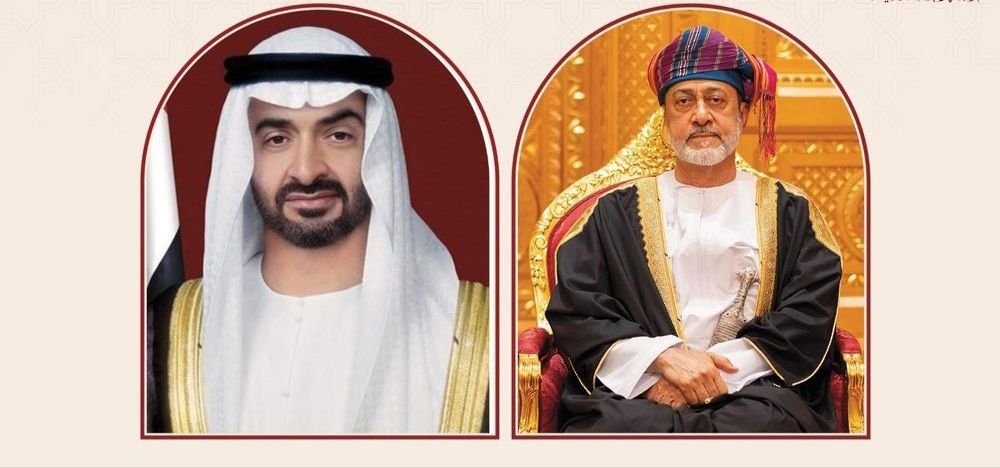 جلالة السلطان ورئيس الامارات يتبادلان التهاني بعيد الفطر