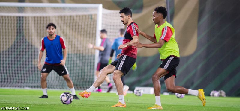 الإثنين.. الوحدة يستقبل الياميق والأمين