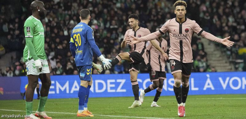 سداسية سانت إيتيان تقرّب باريس من اللقب