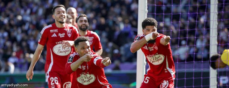 بريست يتمسك بالحلم الأوروبي