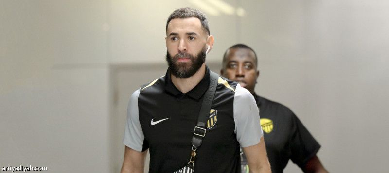 بلان يجري 4 تعديلات.. ويفضل الغامدي على عوار