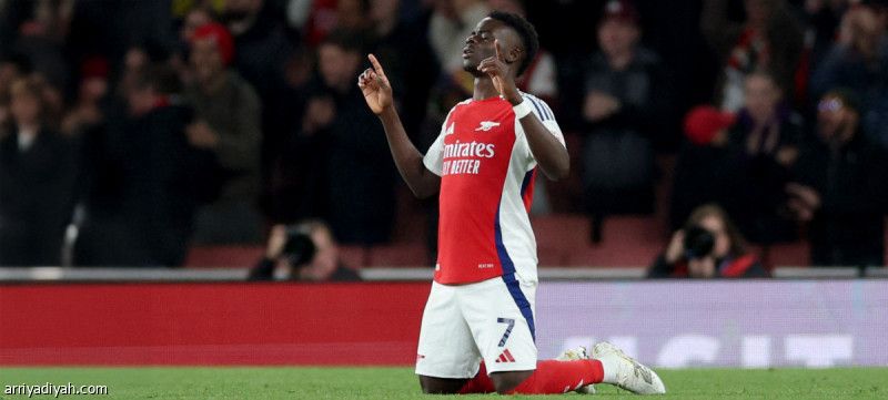 أرسنال يهز فولهام.. ويتمسك بالأمل