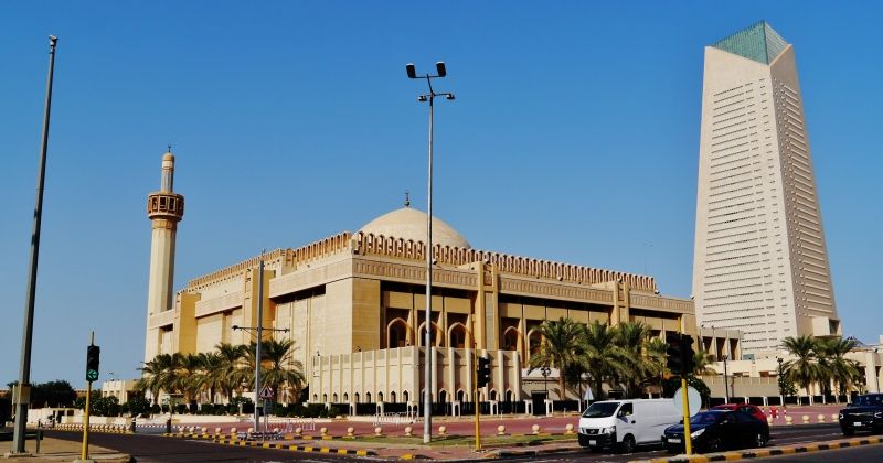 «الشؤون الإسلامية»: تقليص وقت الإقامة وعدم الإطالة في الصلاة.. ترشيداً للكهرباء