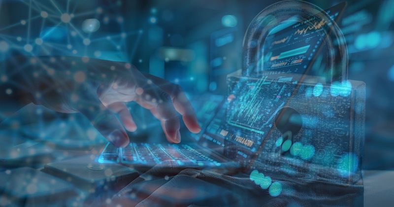 مركز لمعالجة «الأزمات الرقمية»