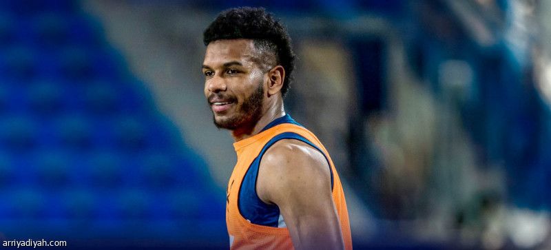 البليهي يعبر التقييم ويدخل حسابات الديربي