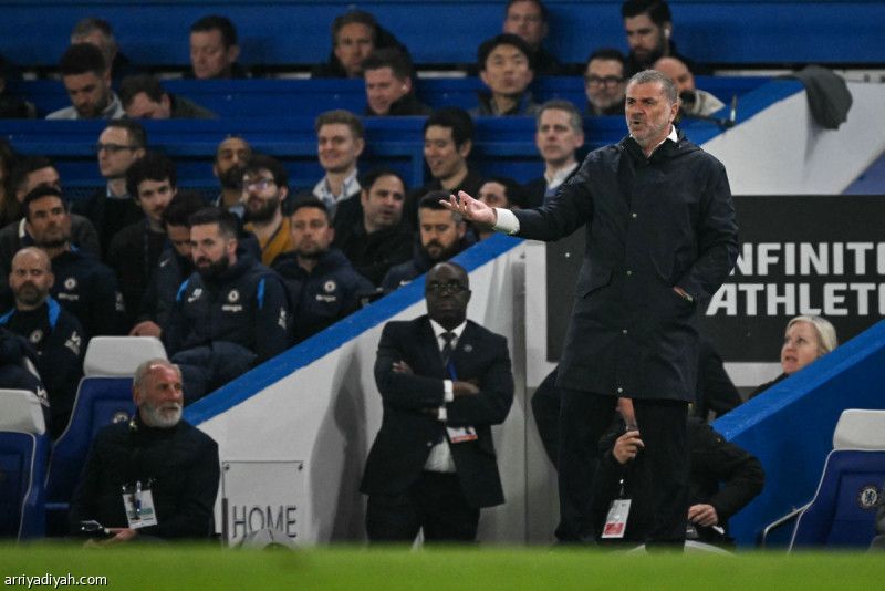 بوستيكوجلو: الحكام يهدرون الوقت بالعودة إلى «VAR»