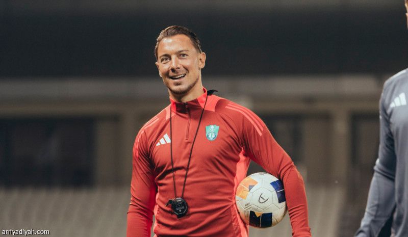 الألمانية: لايبزيج يراقب يايسله