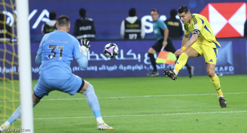 خط الهجوم.. تنوع هلالي مقابل مركزية نصراوية