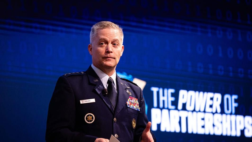 مصادر أمريكية: أنباء عن إقالة مدير القيادة السيبرانية ووكالة الأمن القومي الأمريكية