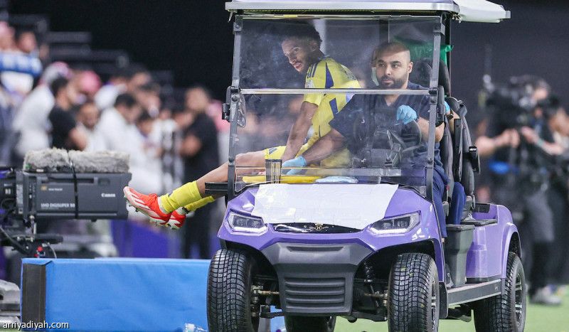 طبيب النصر يشخص إصابة النجدي بـ«شد خفيف»