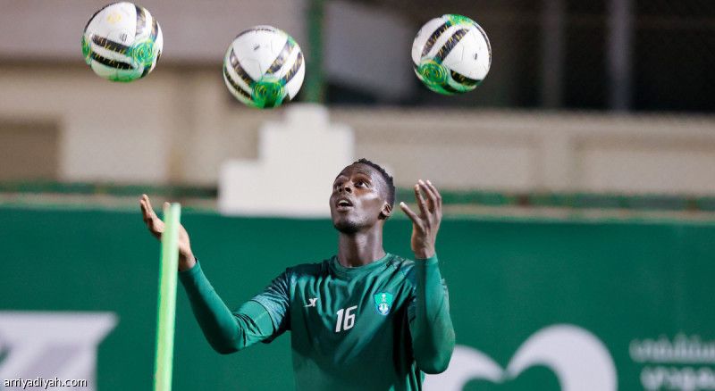 ميندي.. 15 فوزا في ديربيات فرنسا وإنجلترا.. وعلامة كاملة في جدة