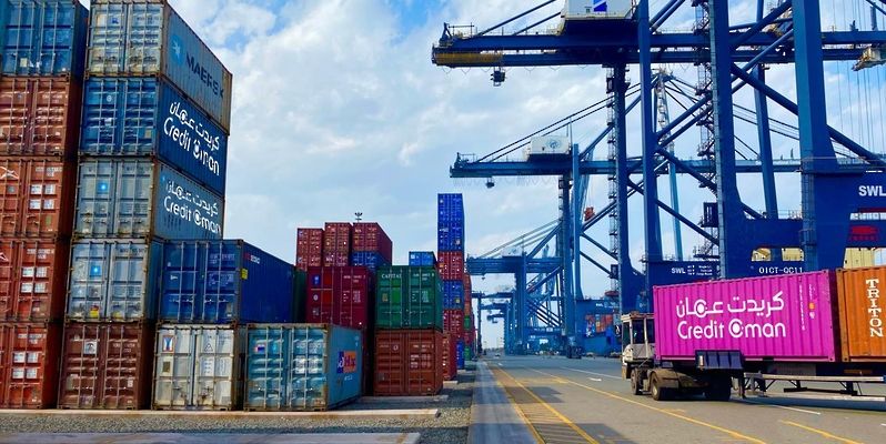 “كريدت عُمان” تسجل نموًا 5.4% في الصادرات والمبيعات المؤمَّنة 2024