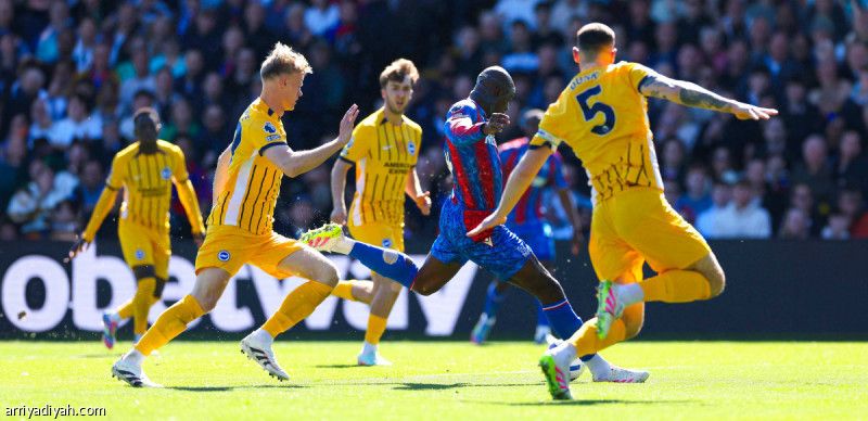 بالاس يكسب بـ 9 لاعبين.. وبورنموث يخطف التعادل