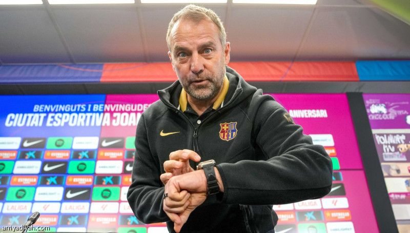 فليك: دورتموند لن يشغلنا عن بيتيس