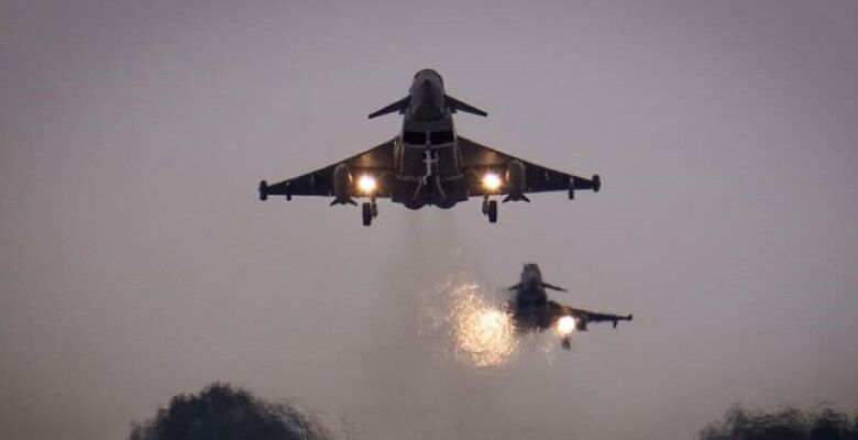 غارات أمريكية على مواقع الحوثيين فى جزيرة كمران وصعدة