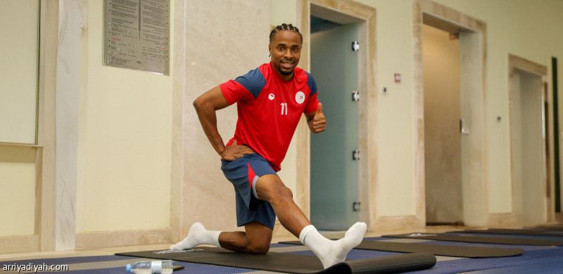 ضمك يعالج الرشيدي.. ويريح الأساسيين