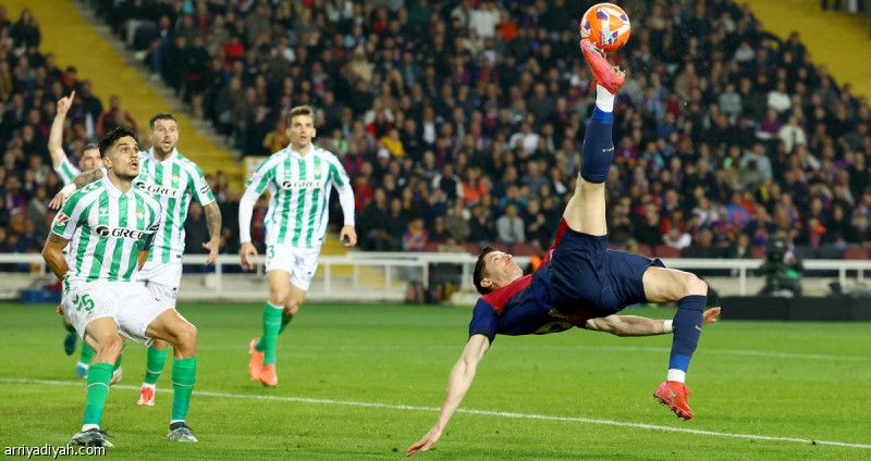 رفض هدية الريال.. برشلونة يكتفي بنقطة أمام بيتيس