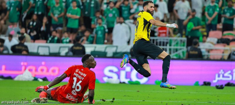 الديربي تعادل.. وبنزيما يجدّد ذكريات متعب وحمد الله