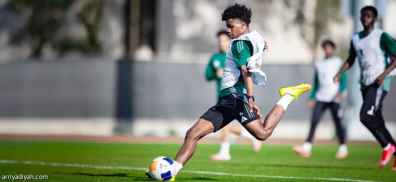 أخضر 17 يفتح ملف أوزبكستان