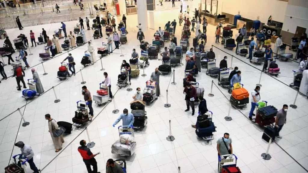 السعودية تعلن قرارًا تاريخيًا.. إلغاء نظام الكفالة والرسوم على المغتربين والمقيمين