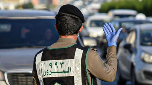 المرور: مخالفات جديدة عقوبتها حجز السيارة وسحب الرخصة من السائق ومنعه من القيادة في السعودية للأبد