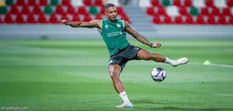 الاتفاق يمنع التحويل.. ومقاعد الهلاليين 30%