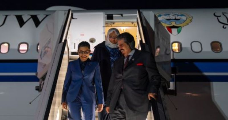 ممثل سمو الأمير سمو الشيخ أحمد العبدالله يصل إلى ألمانيا للمشاركة في احتفالية مرور 50 عاماً على الشراكة مع «مرسيدس بنز»